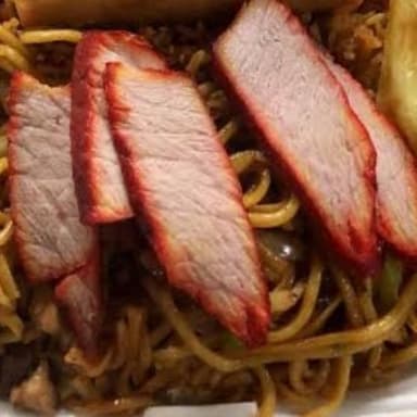 Low Mein de Carnitas
