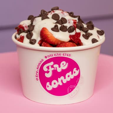 Fresas con Crema 12 Oz