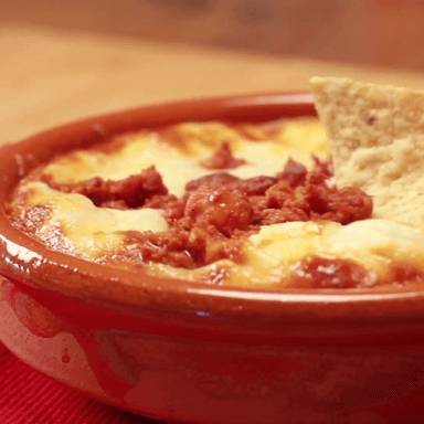 Queso Fundido con Longaniza