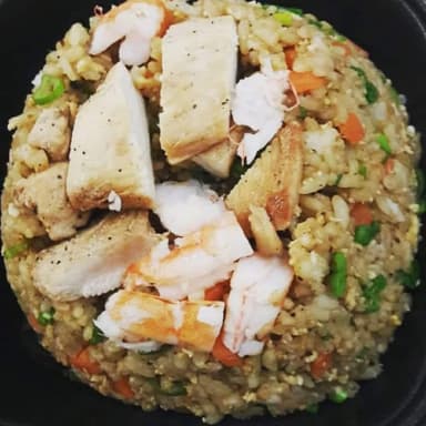 Yakimeshi De Pollo