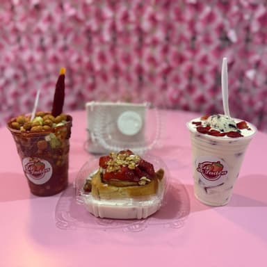 Fresas con Crema Grandes con Nuez, Pepihuates, Rol