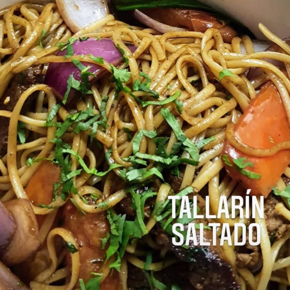 Tallarín Saltado con Carne