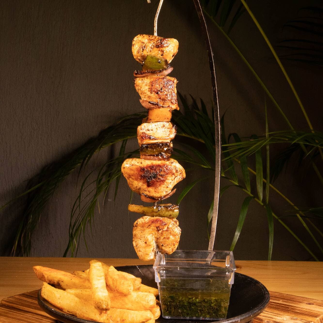 Pincho de Pollo + papa francesa