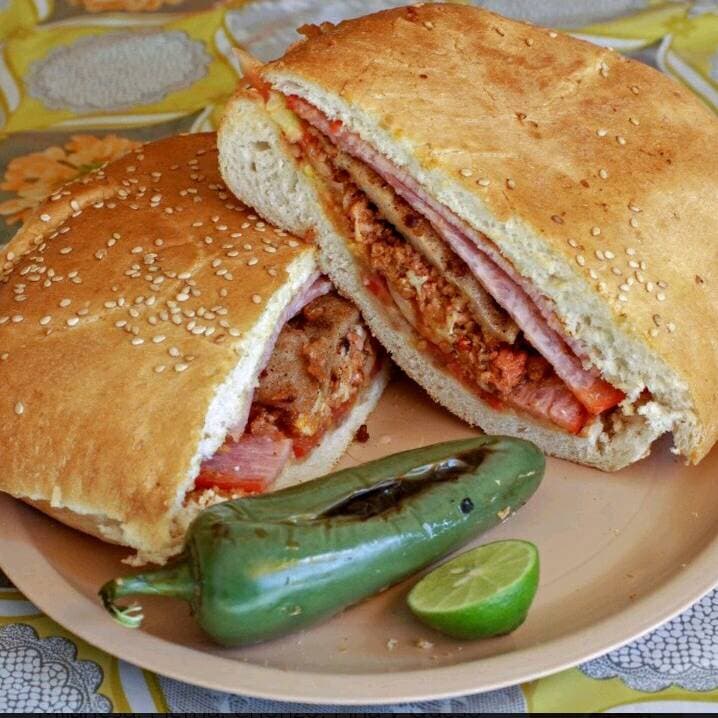Torta Michoacana Jumbo