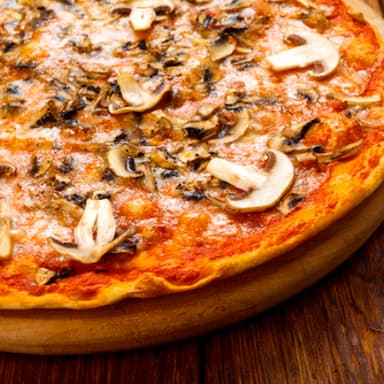 Pizza con champiñon