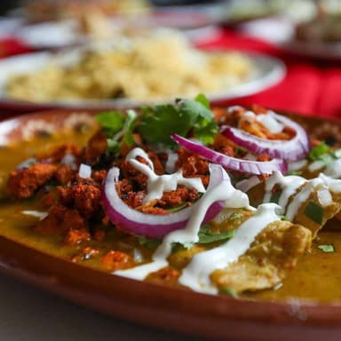 Enchiladas Verdes con Carne Enchilada