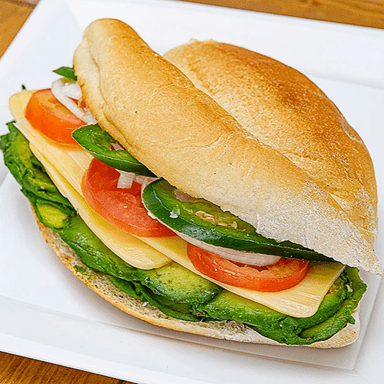 Lonche de Queso Blanco con aguacate