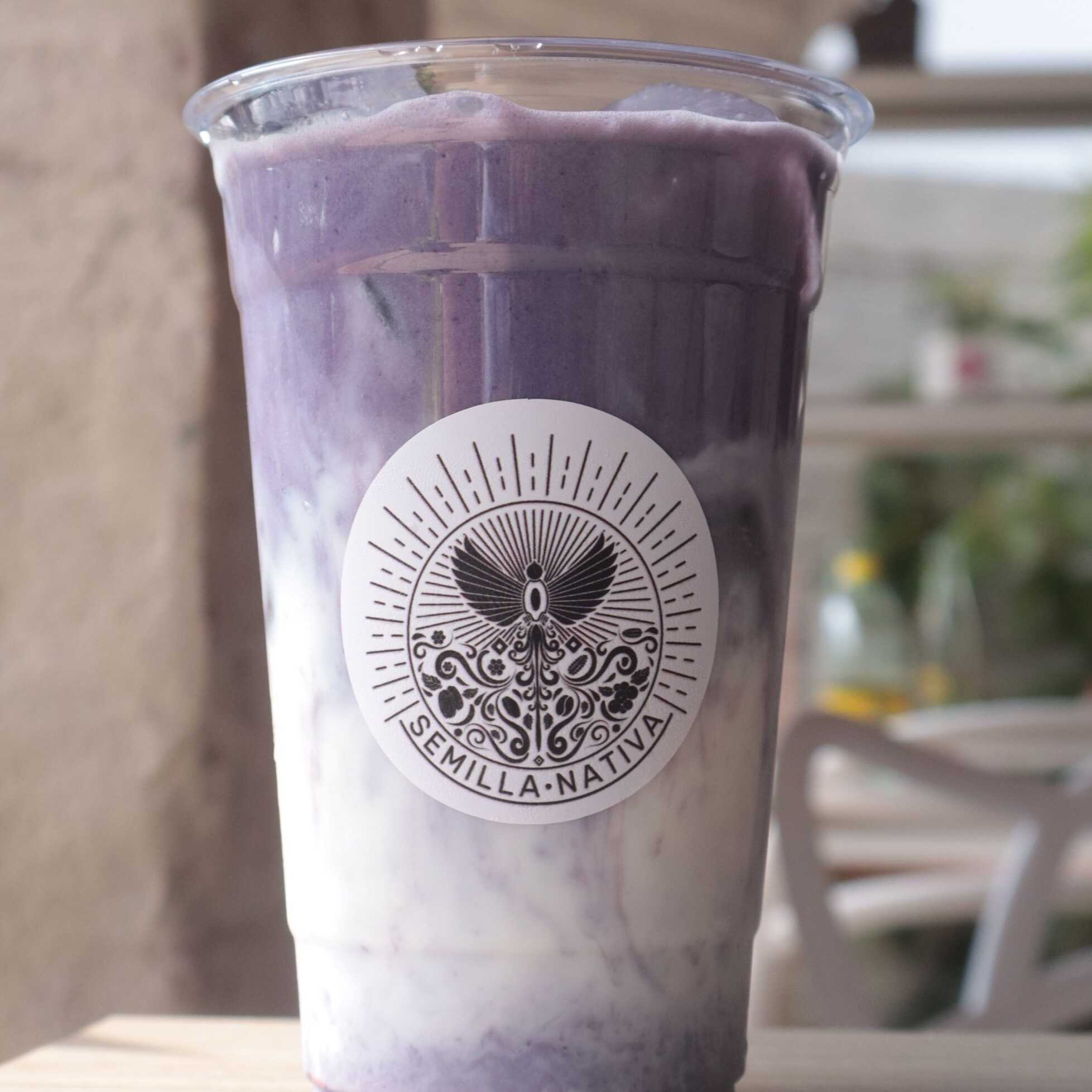 Taro Latte Frio de 20 Oz