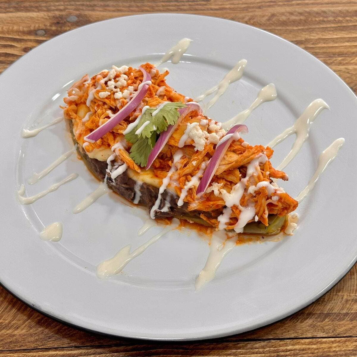 Huarache de Nopal con Pollo