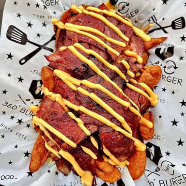 Salchipapa Bacon Cheese