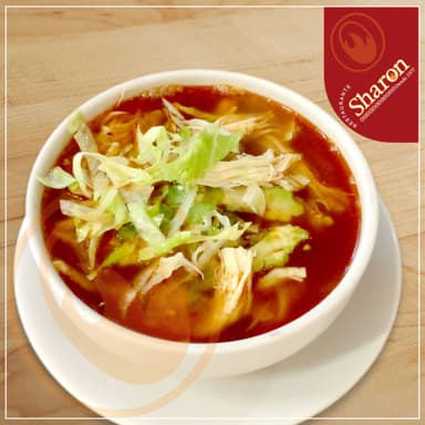 Pozole Rojo de Pollo Chico