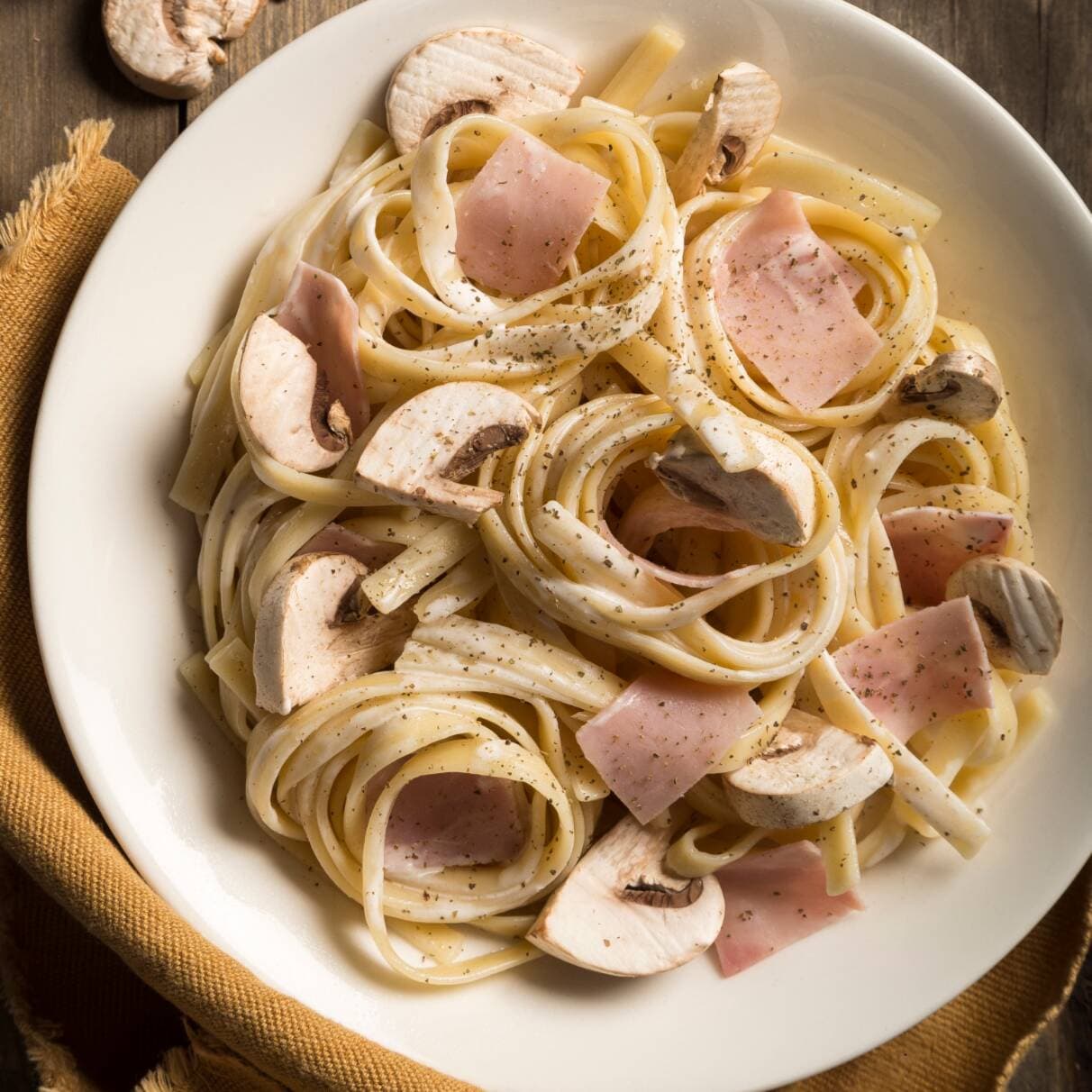 Linguini Alfredo Estilo Tonino´s