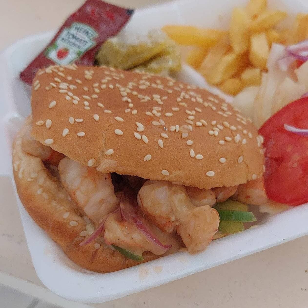 HAMBURGESA DE CAMARONES