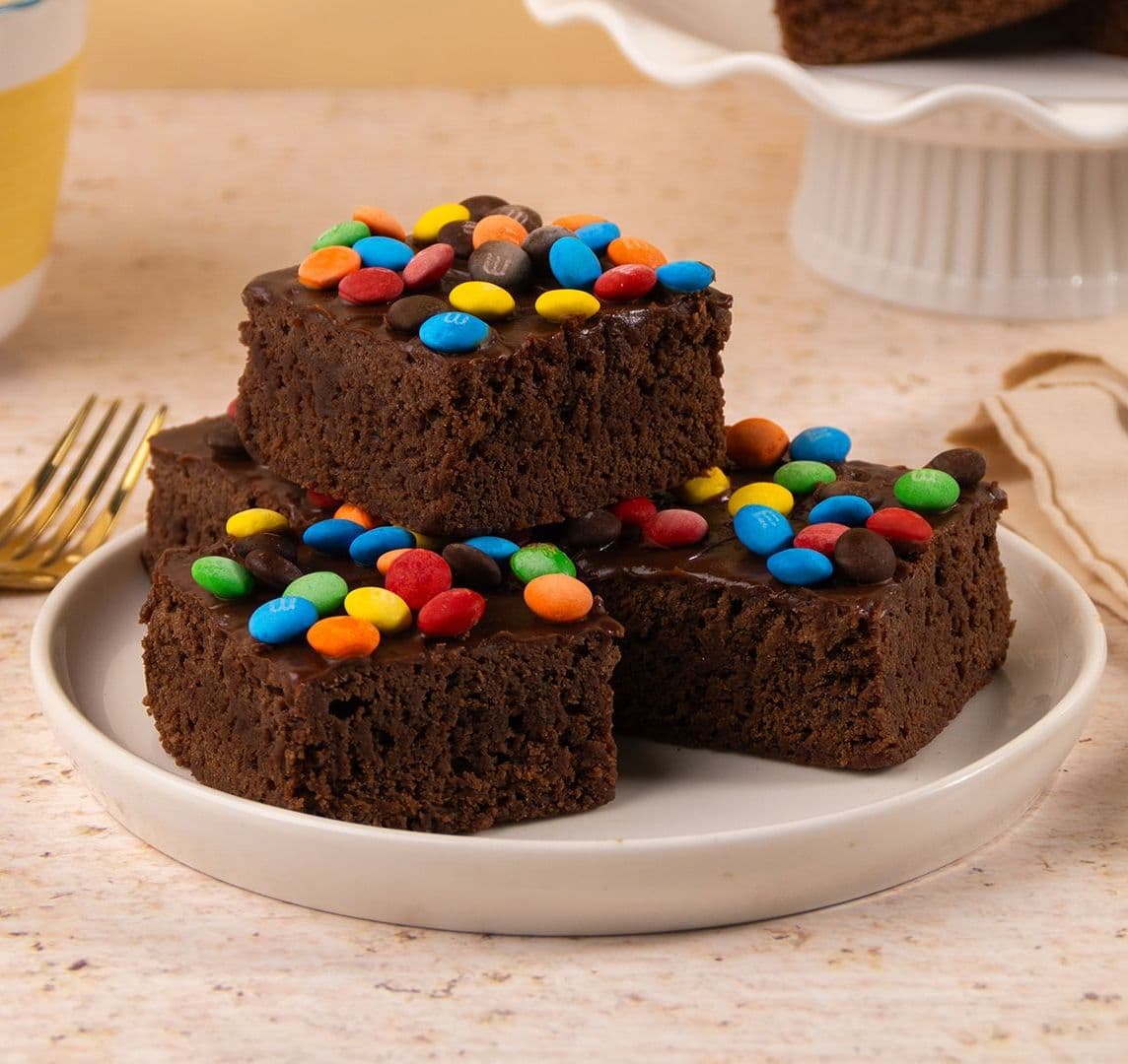Brownies Con Fudge Y Mms 8 pz