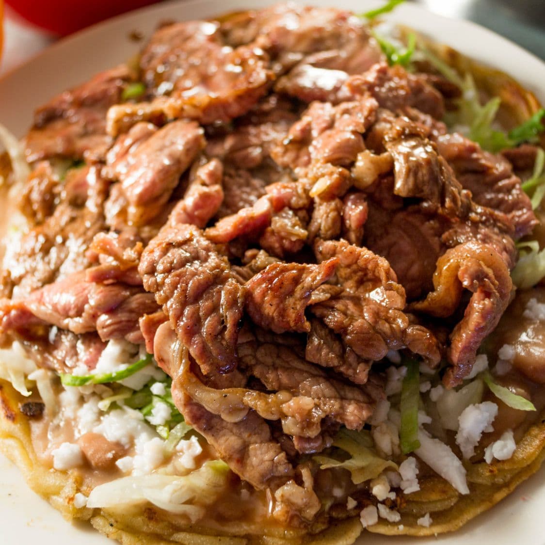 Sope con Arrachera
