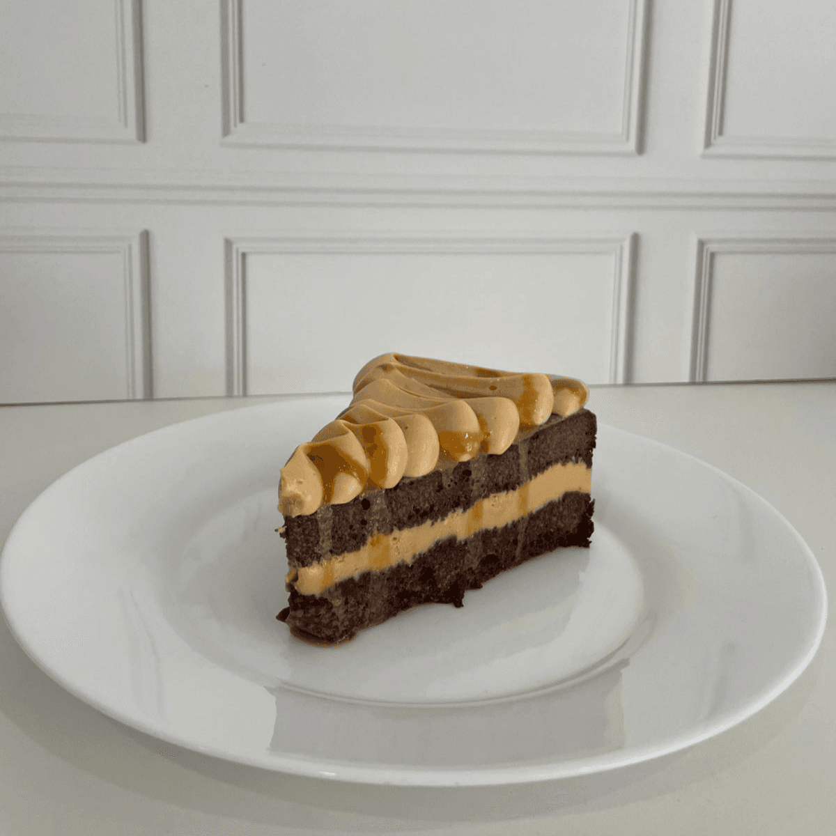 Rebanada Pastel Chocolate Dulce de Leche