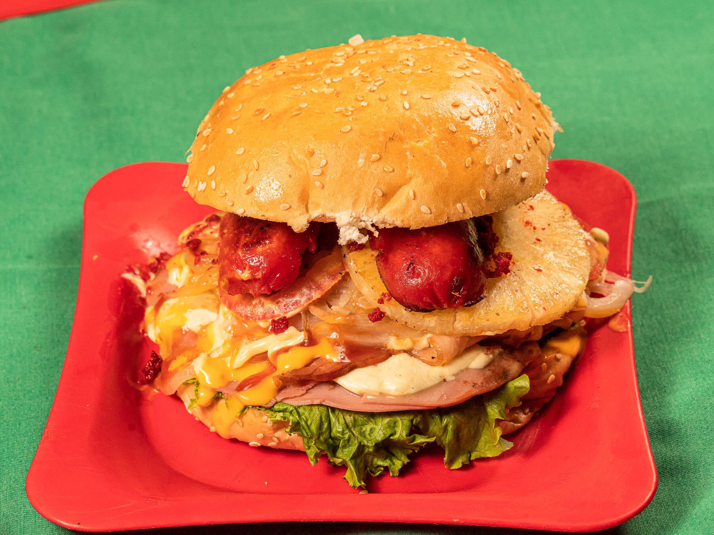 MAWY BURGUER HAMBURGUESERÍA