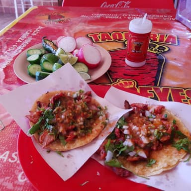 4 Tacos de Adobada