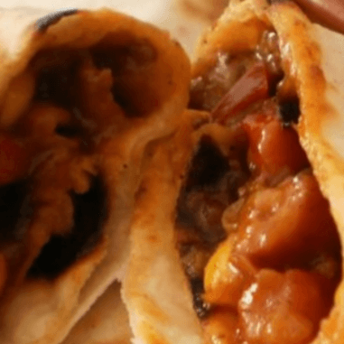 Burrito milanesa con queso
