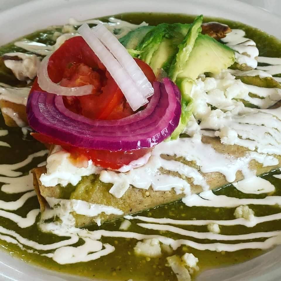Chilaquiles con Cochinita Pibil