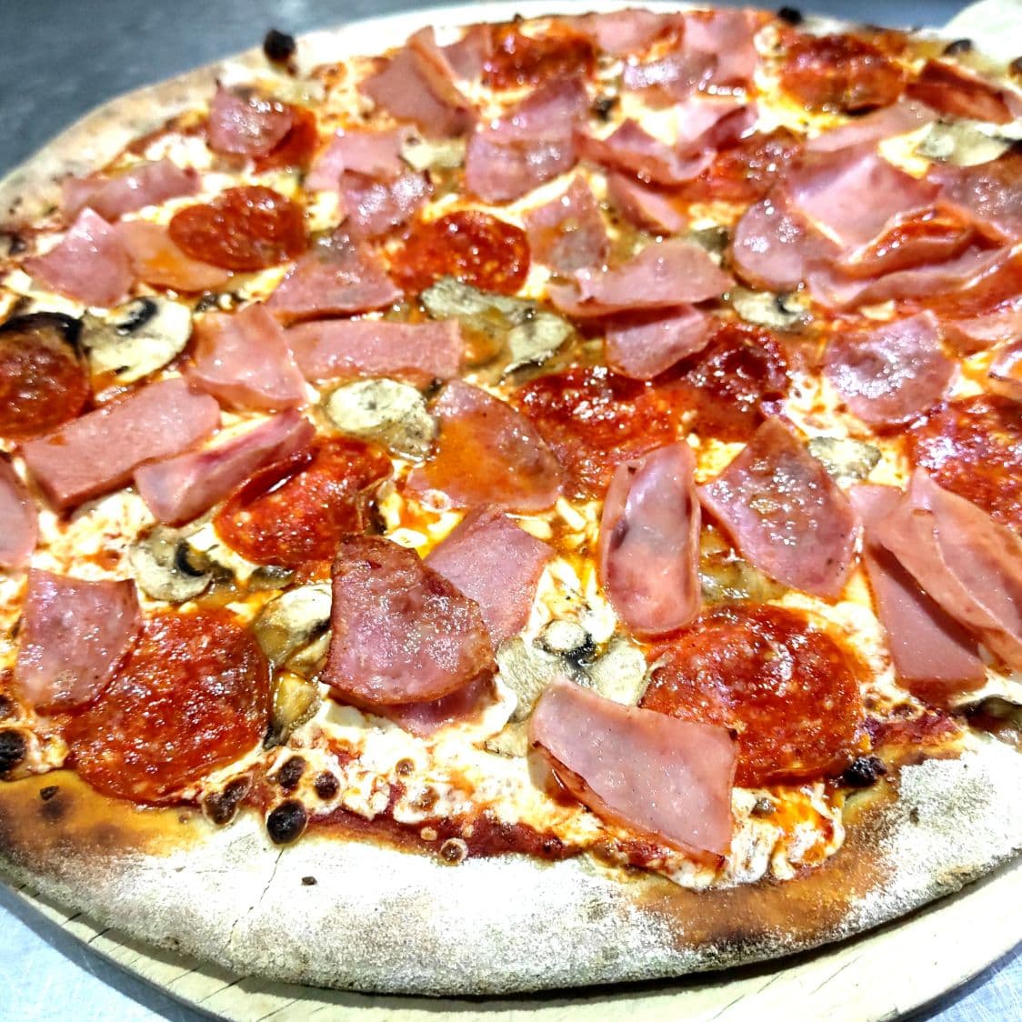 Pizza Carnívora