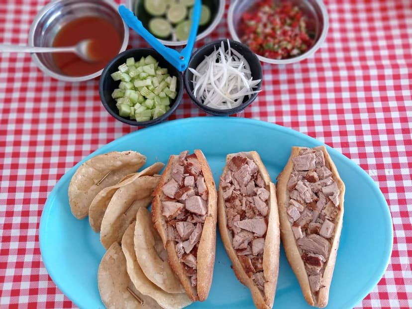Tortas Ahogadas el Cochi