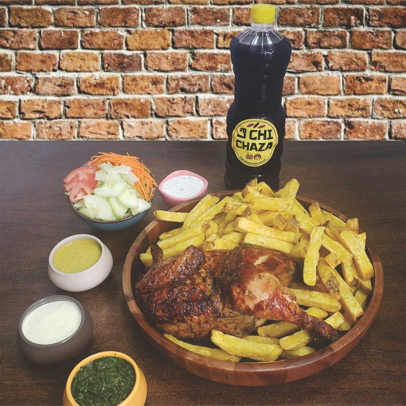 1/2 Pollo +Papas fritas +Ensalada +Bebida