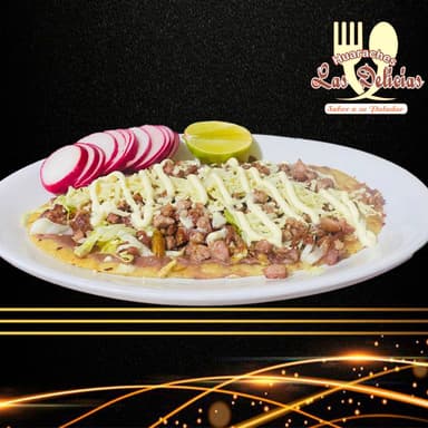 Huarache de Longaniza