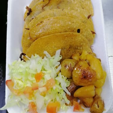 Tacos Dorados Deshebrada