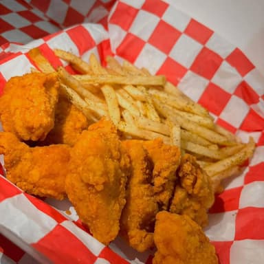 350 de Boneless y papas fritas 🍟