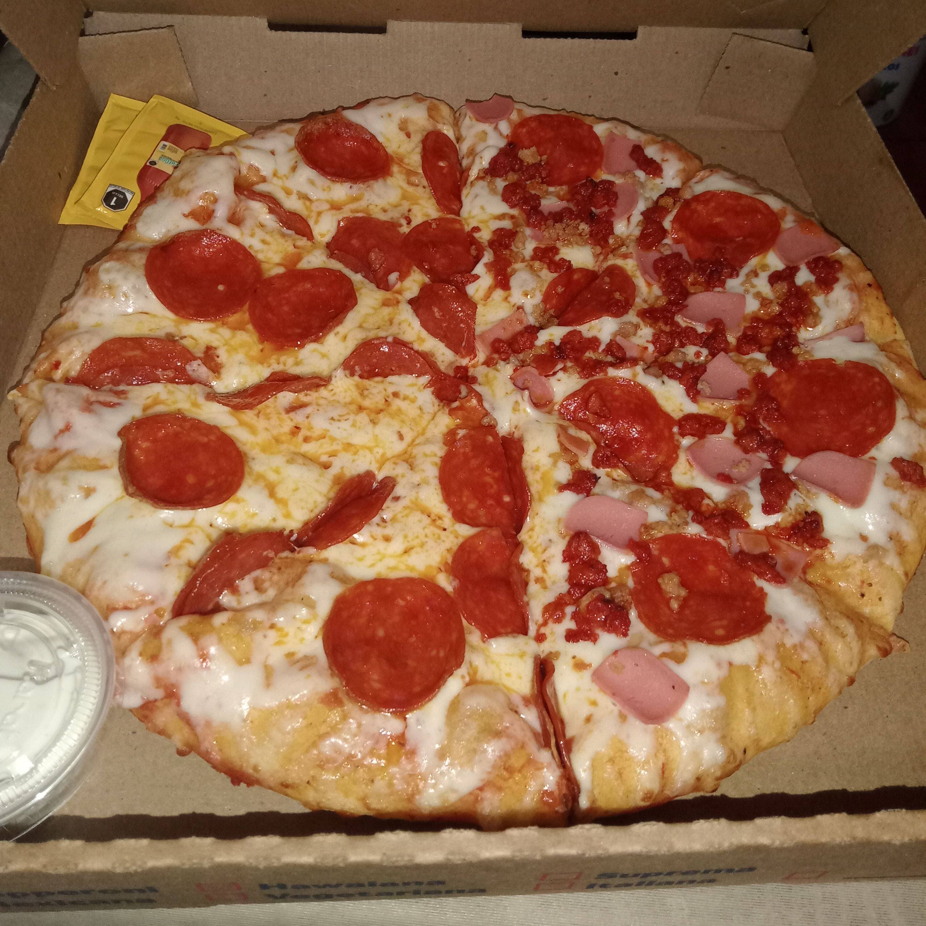 Pizza Pepperoni, Carnívora Mediana