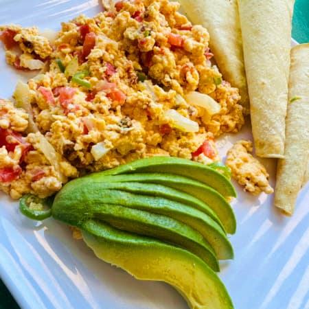 Huevos a la Mexicana