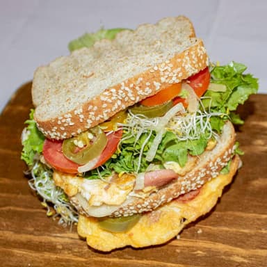 Club Sandwichito Huevo con Salchicha