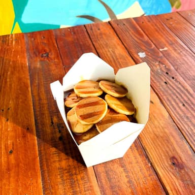 Mini Hot Cakes con  Miel Maple
