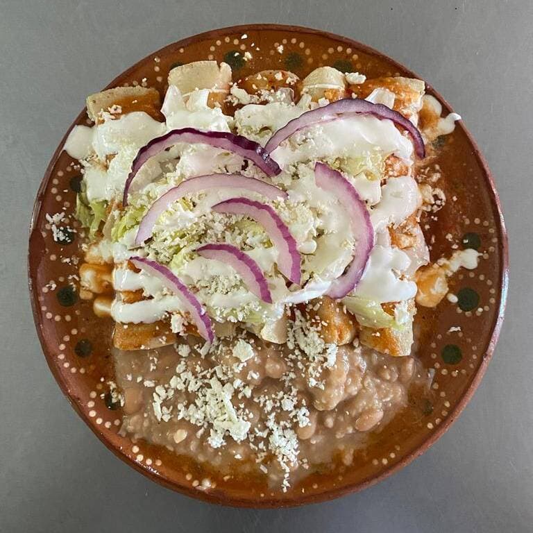 Entomatadas Rellenas de Pollo