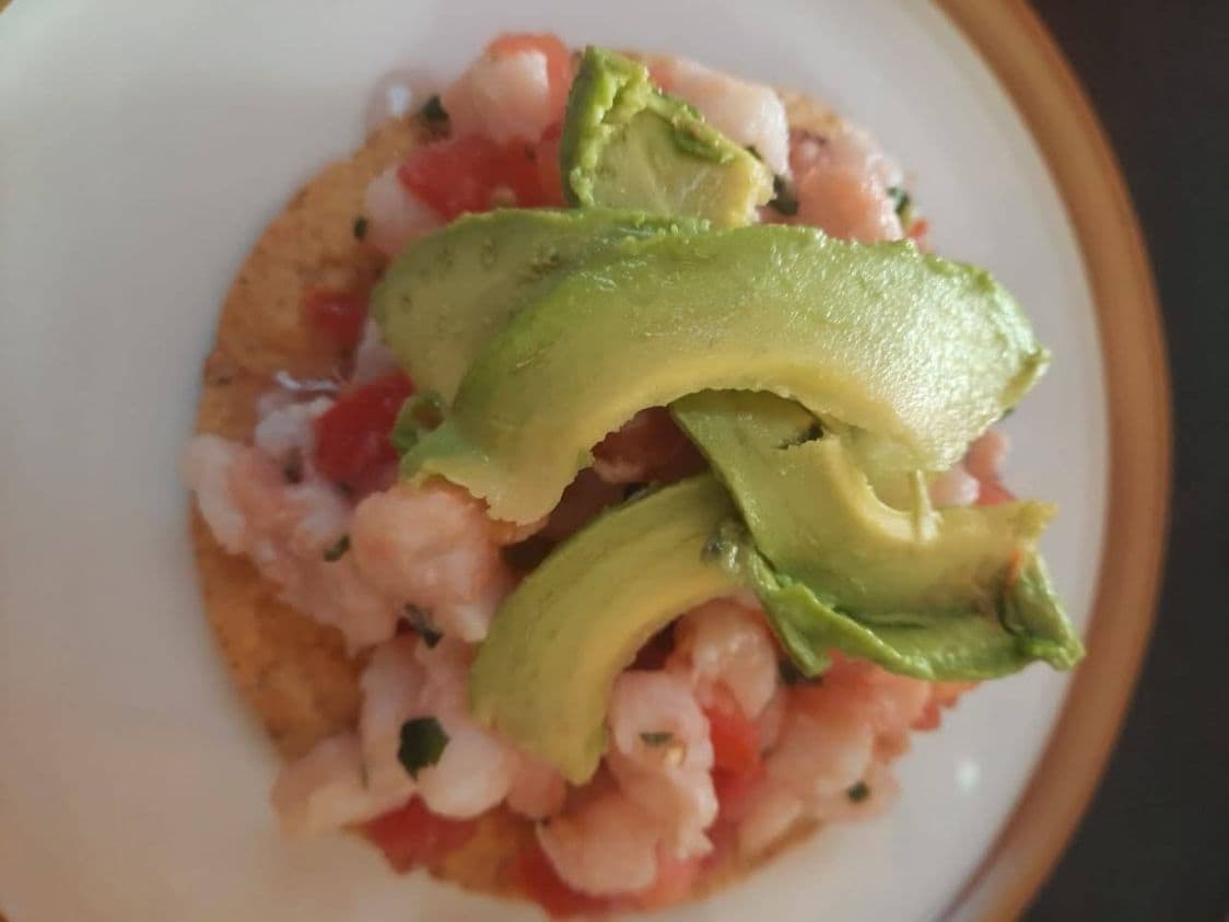 TOSTADA DE CEVICHE DE PESCADO