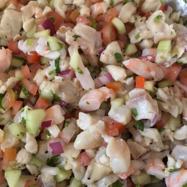 Ceviche mixto - Cocido Camarón