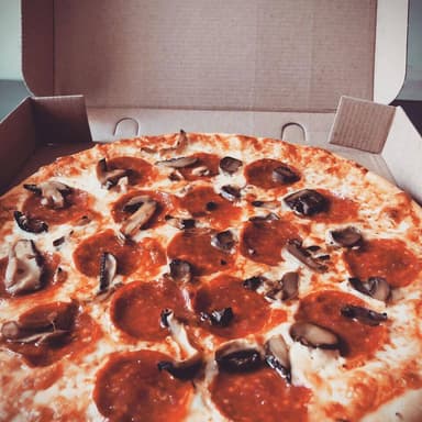 Pizza Familiar