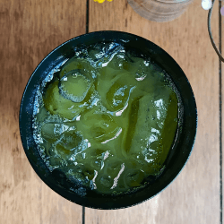 Agua de Piña, Jengibre, Albahaca, Menta