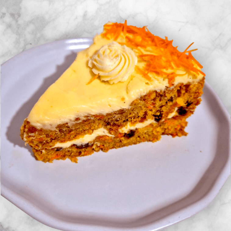Rebanada de Pastel De Zanahoria