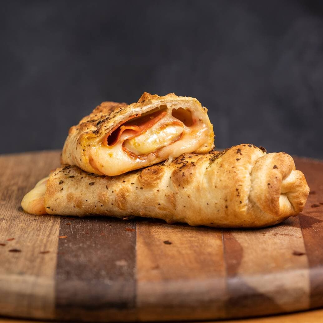 Strombolis Pollo con Champiñón