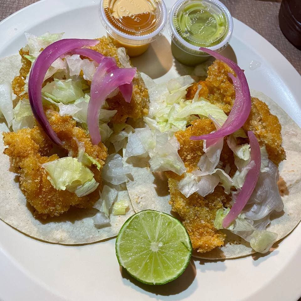 TACO Y QUESADILLA EMPANIZADO
