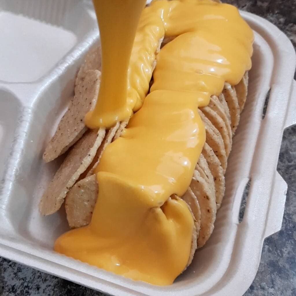 Nachos con Queso