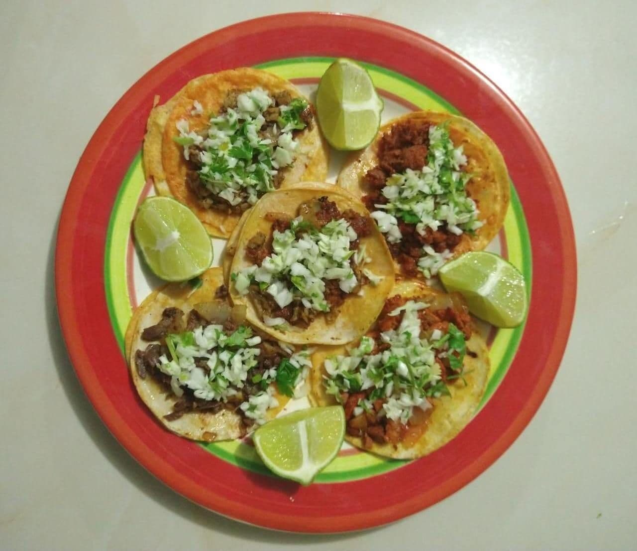 Orden de Tacos de Longaniza 5 Pzas