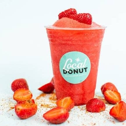 Strawberry Smoothie 16 Oz