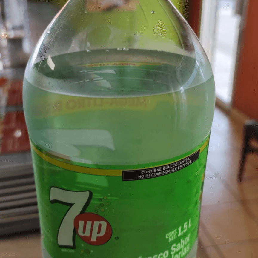 SEVEN UP 1.5 Lts