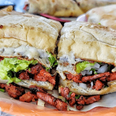 Quesa-Torta Adobada