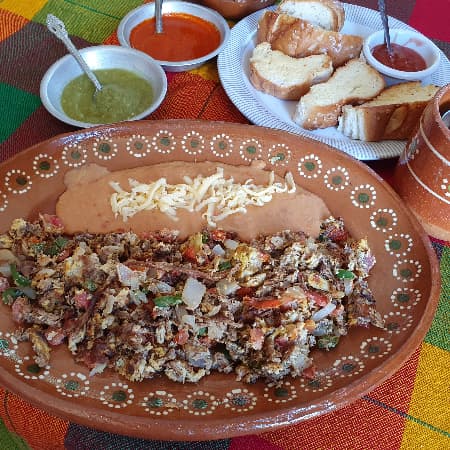 Orden de Huevos con Machaca