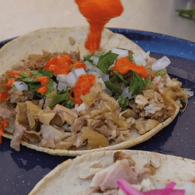 2 Tacos de Cuerito + 2 Tacos Carnitas