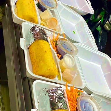 sushi sin cortar, clasico 3 quesos, mar y tierra